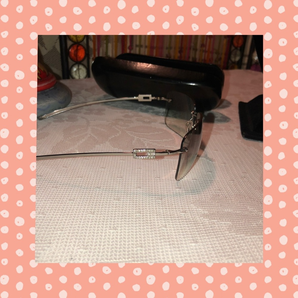 Genuine Gucci Faded Black Sunglasses Made in Italy - Picture 4 of 8